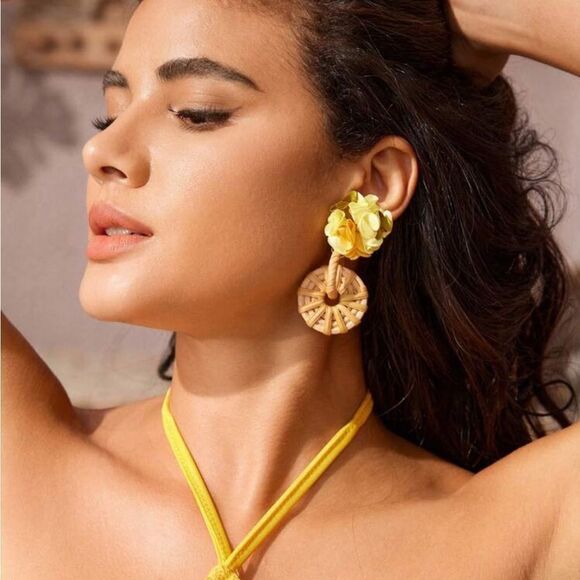 boho flower dangle earrings A550 - Picture 3 of 6